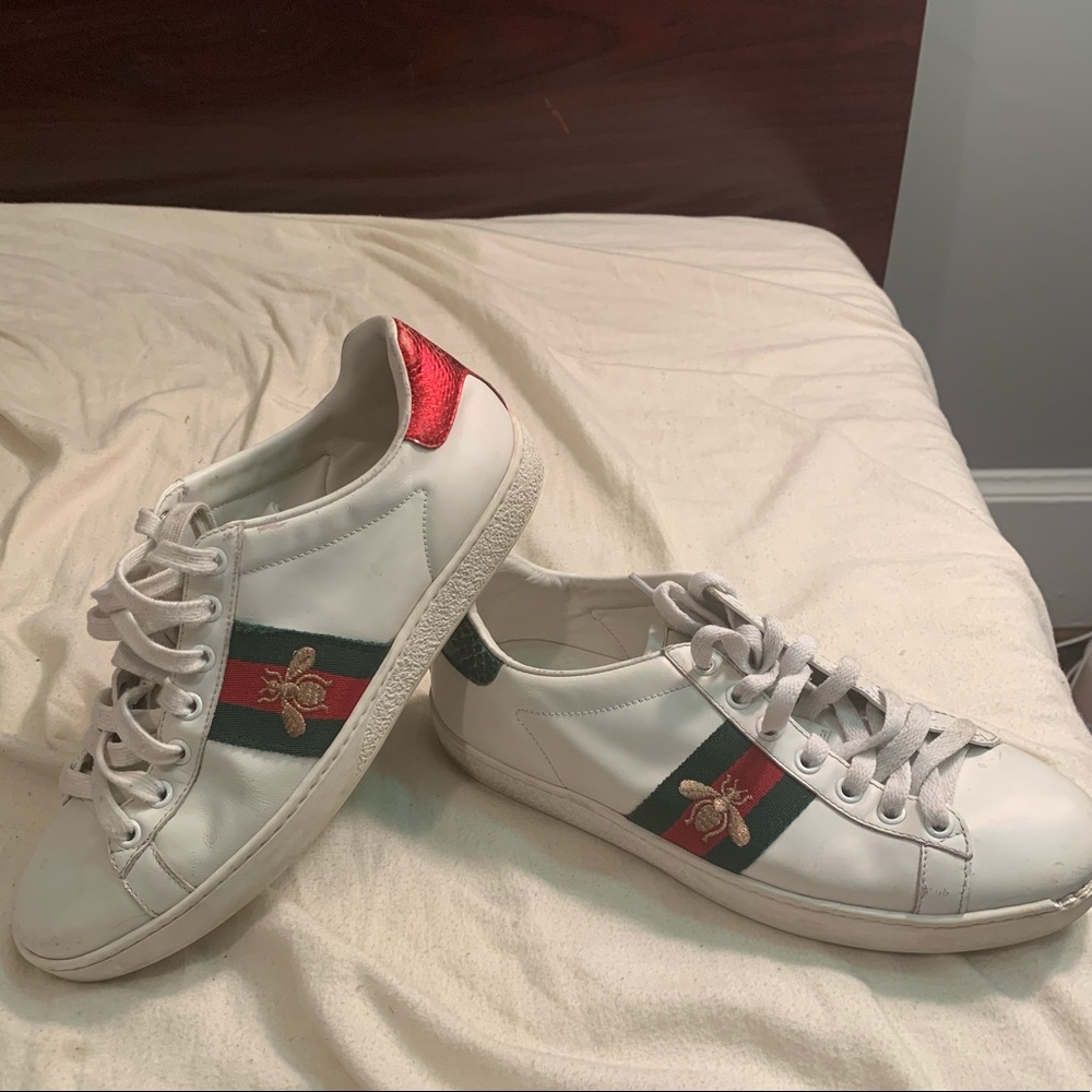 Gucci bee shoes